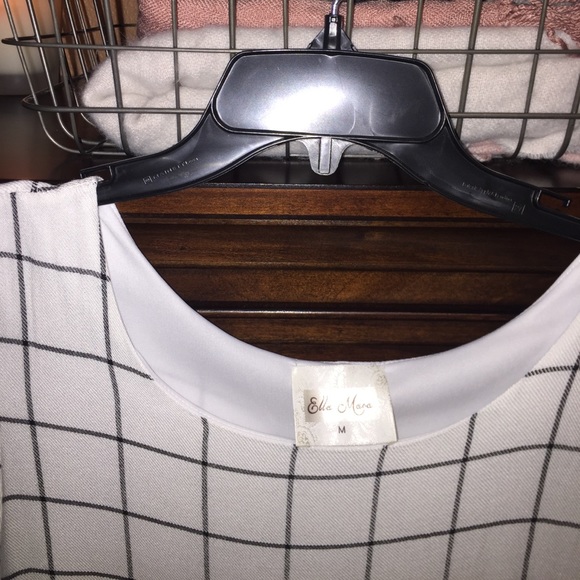 Maela Swing Dress - Picture 3 of 4